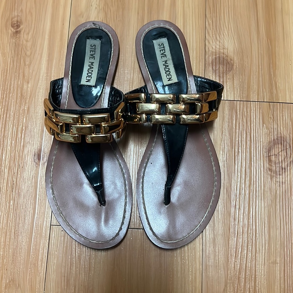 Steve Madden black and gold sandals size 7